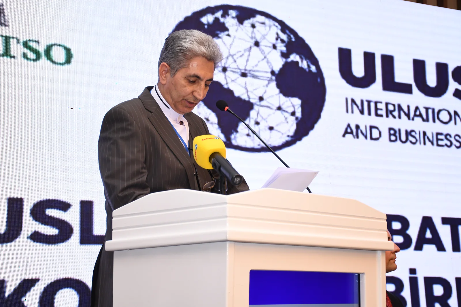 İran Birinci Müsteşarı Asghar Omidi, Uluslararası Batı Karadeniz Ekonomik İş Birliği Zirvesi'nde Konuştu